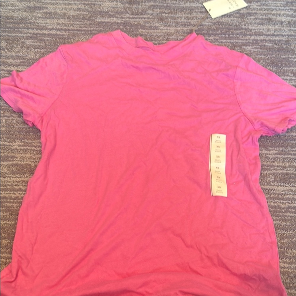 Pink t-shirt